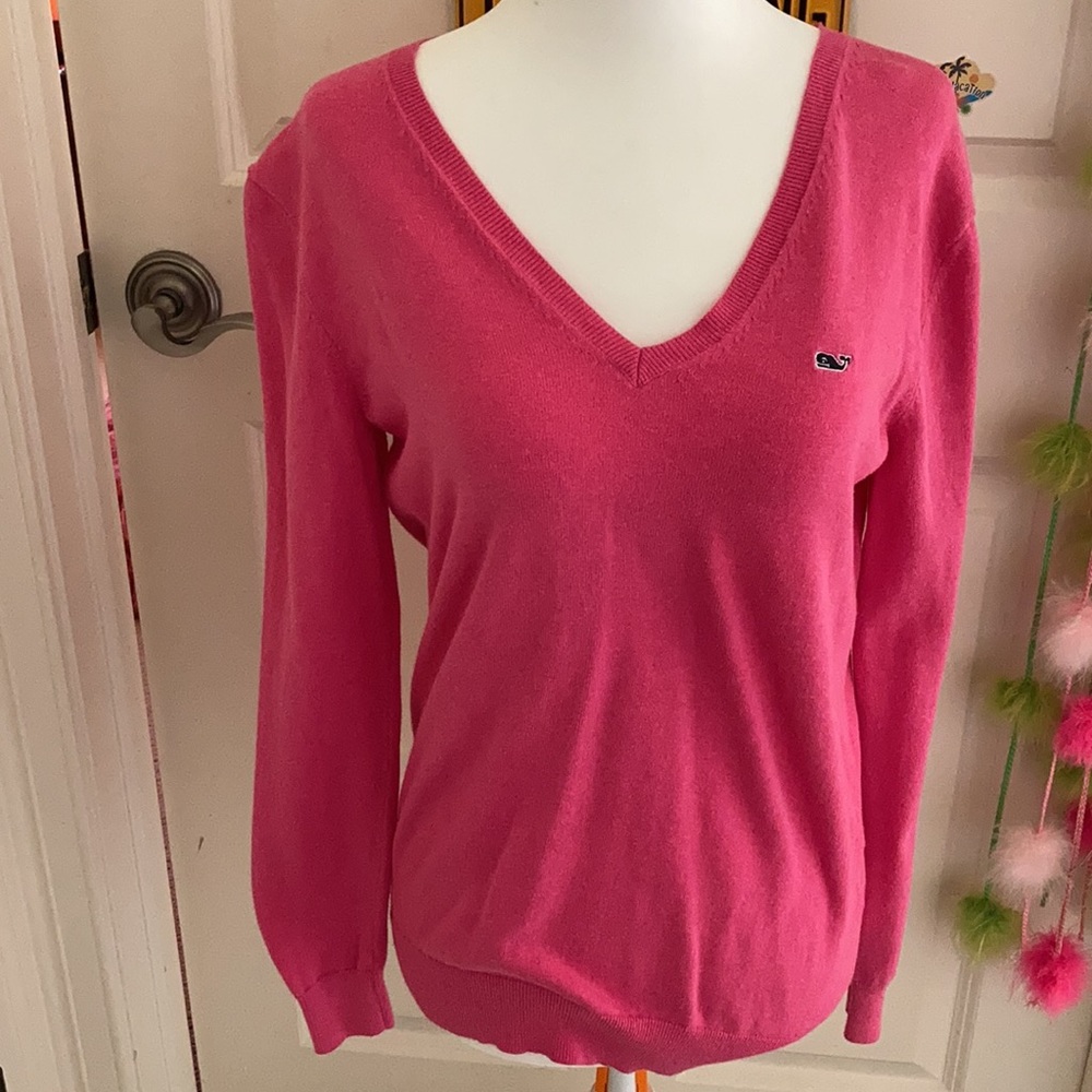 Vineyard Vines v-neck sweater